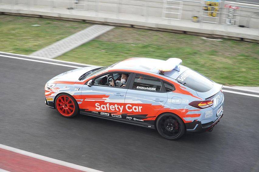 Dipercaya Sebagai Safety Car WorldSBK Mandalika Jadi Pembuktian Hyundai i30 Fastback N