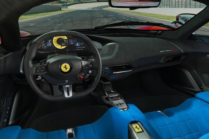 Ferrari Daytona SP3 Interior