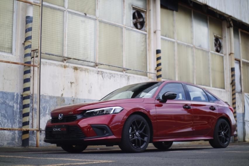 Civic front left quarter profile 3