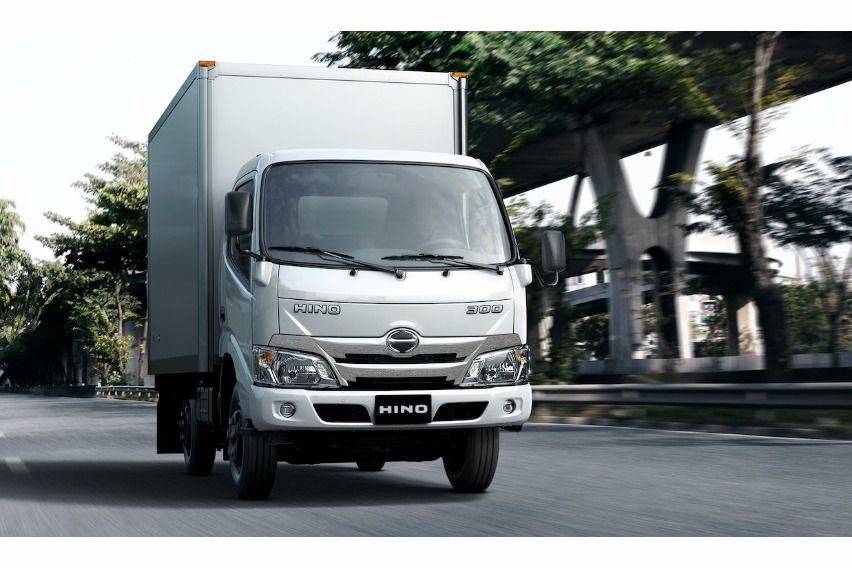 Hino PH introduces AT-equipped 300 light-duty trucks