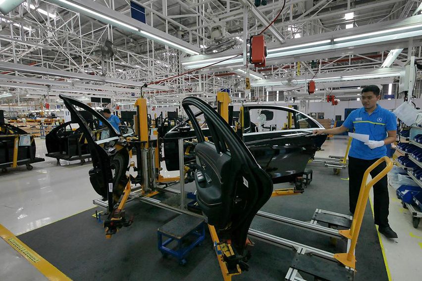 Mercedes-Benz pabrik