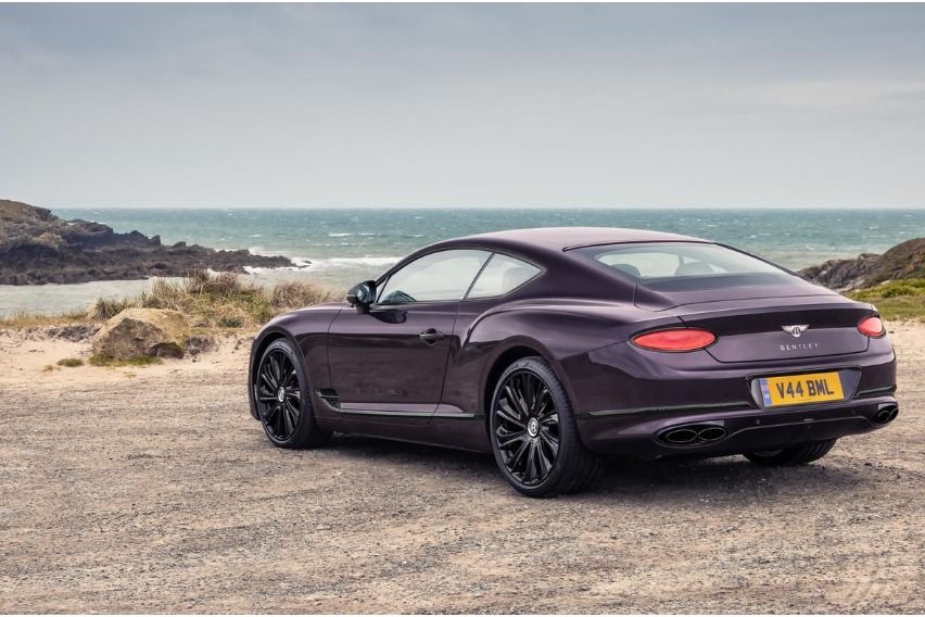 Bentley Continental GT Mulliner Blackline