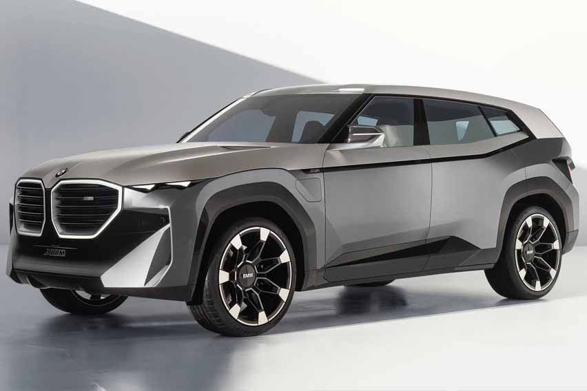 BMW reveals futuristic and powerful Concept XM