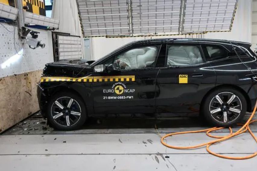 BMW iX scores perfect 5-star rating in Euro NCAP crash tests
