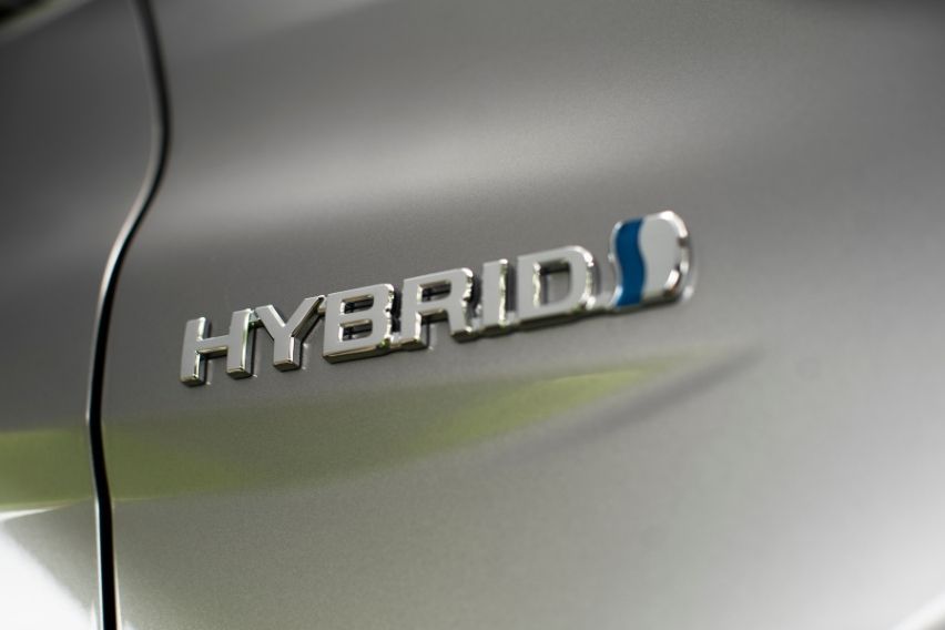 Toyota Camry Hybrid