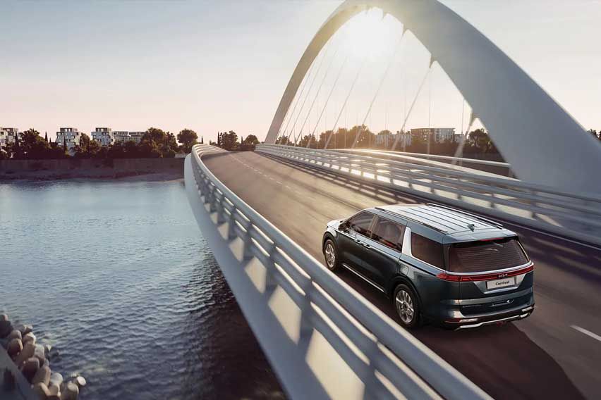  new Kia Carnival exterior