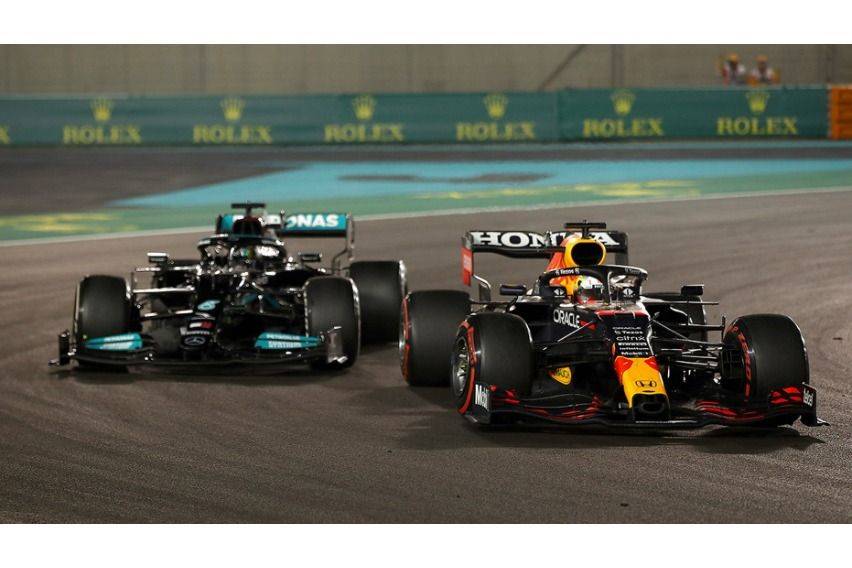 Honda Cars Philippines › Honda's First Formula 1 World Championship Title  for 30 years Max Verstappen Wins the 2021 Drivers' World Championship