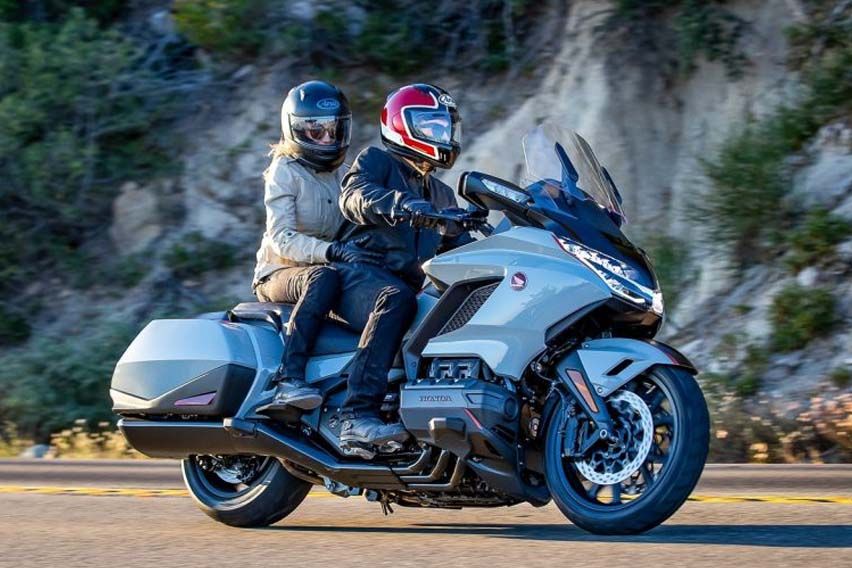 2022 Honda Gold Wing GL 1800 features