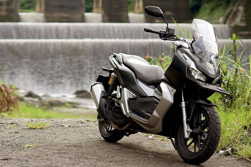 Honda adv 150