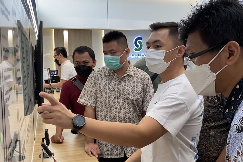 Super Spring GPS Tracker