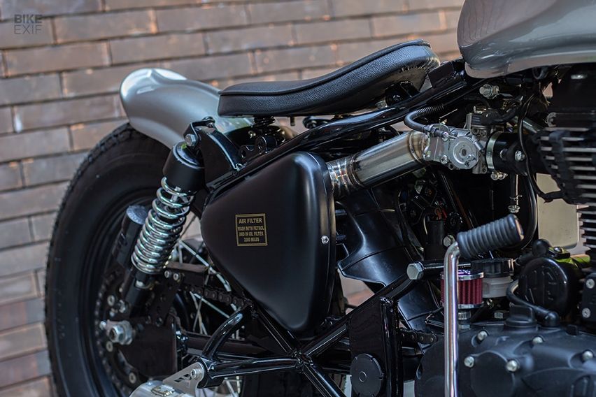 Custom Royal Enfield Classic 500 bobber