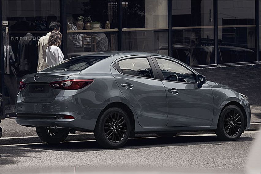 2022 Mazda 2 sedan 