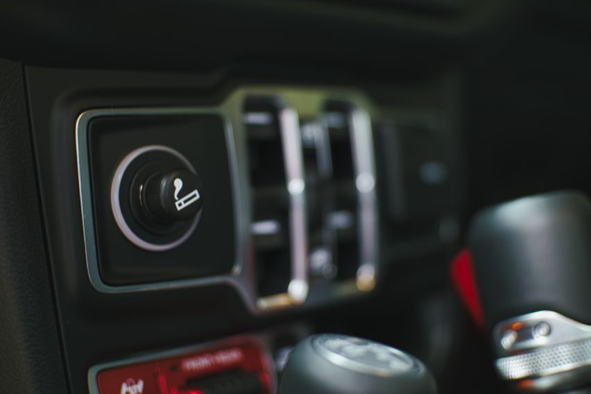 Jeep-Gladiator-Cigarette-Lighter