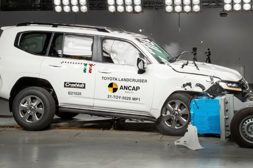 2022 Toyota Land Cruiser 300