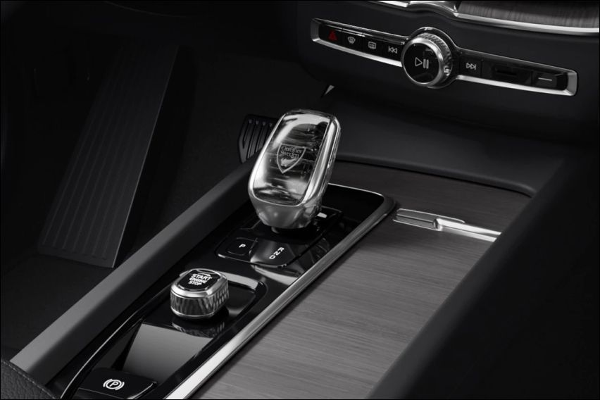 Volvo XC60 SUV specs