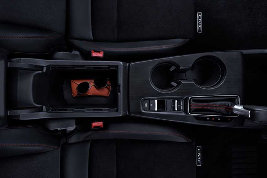 New Honda Civic centre console