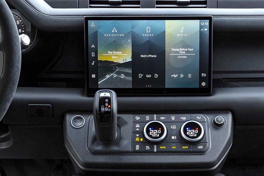 new Land Rover Defender  features