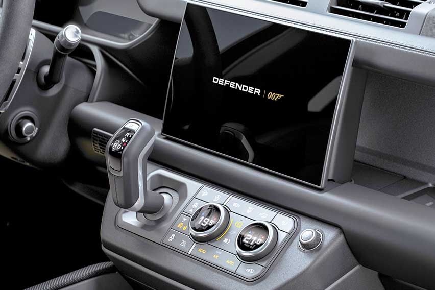 new Land Rover Defender gearbox