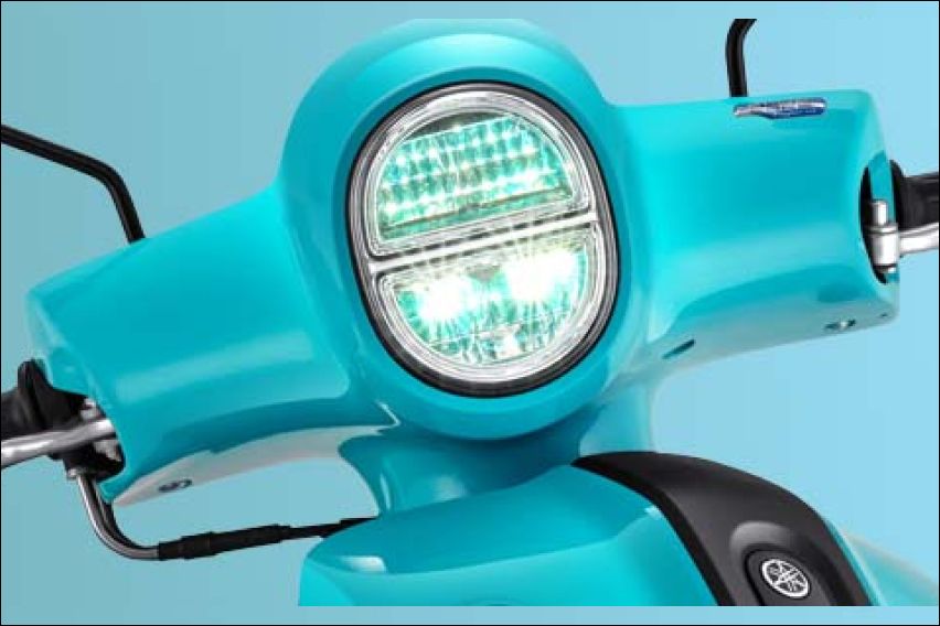  2022 Yamaha Fazzio Hybrid Connect features