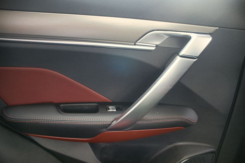 Geely Coolray Limited door handle