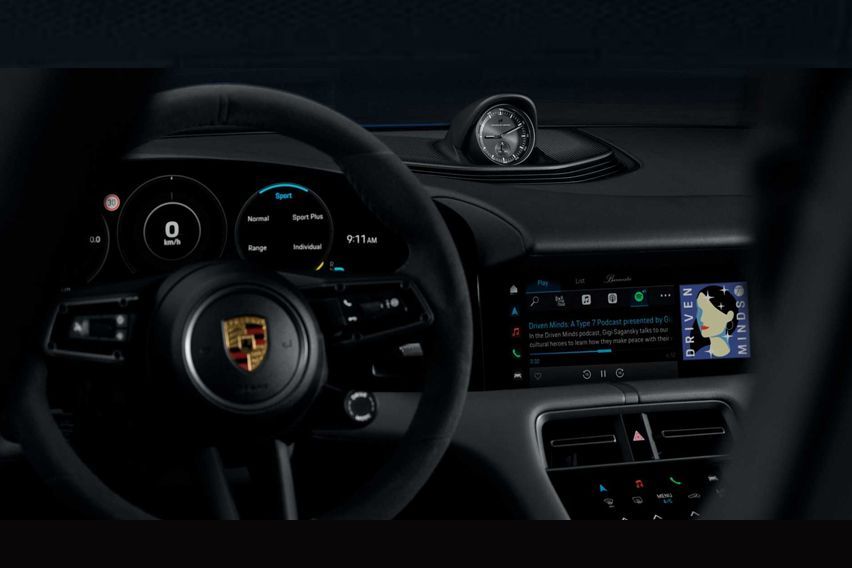 Porsche updates its PCM 6.0 infotainment system, gets wireless Android