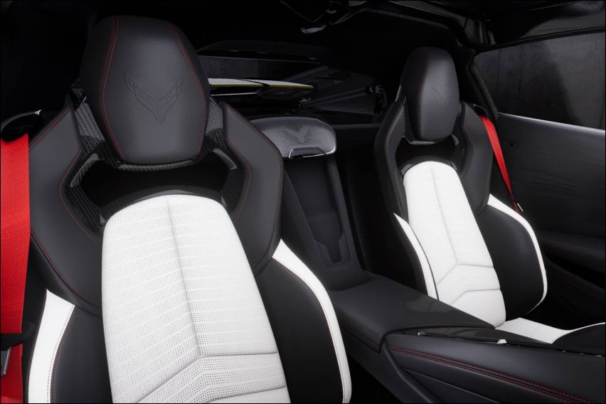 Corvette Z06 70th Anniversary Edition cabin