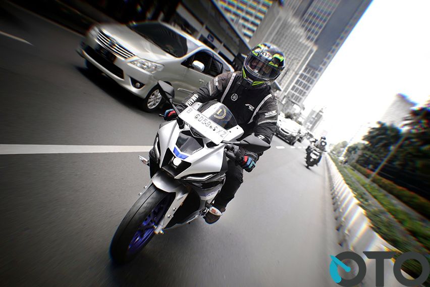 Test Ride Yamaha R15M: Buat Penggunaan Harian, Bikin Lawannya ‘Insecure’