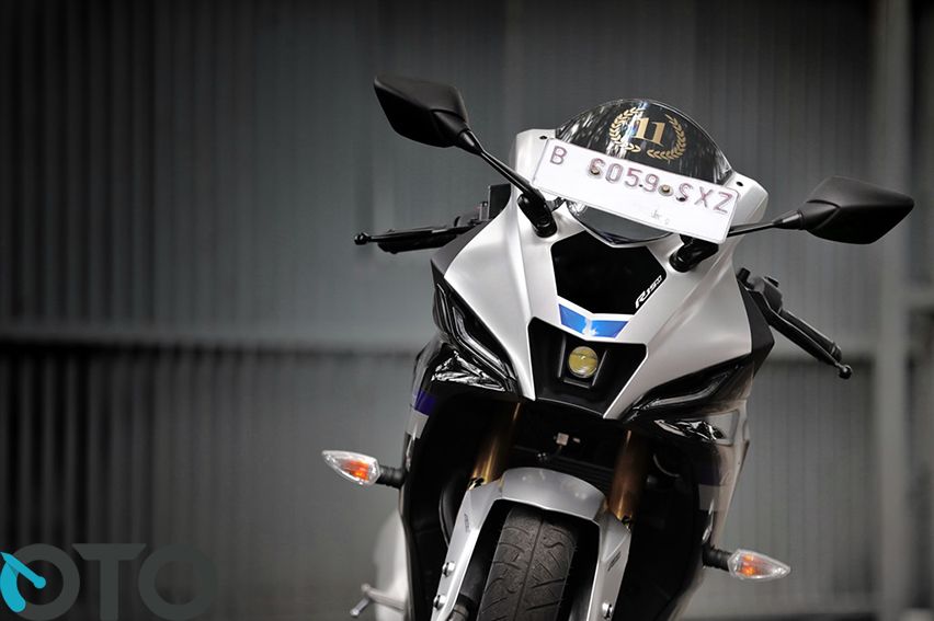 Yamaha R15M
