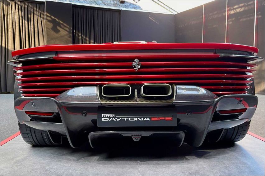 Ferrari Daytona SP3 beautiful car