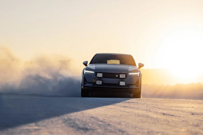 Polestar 2 Arctic Circle