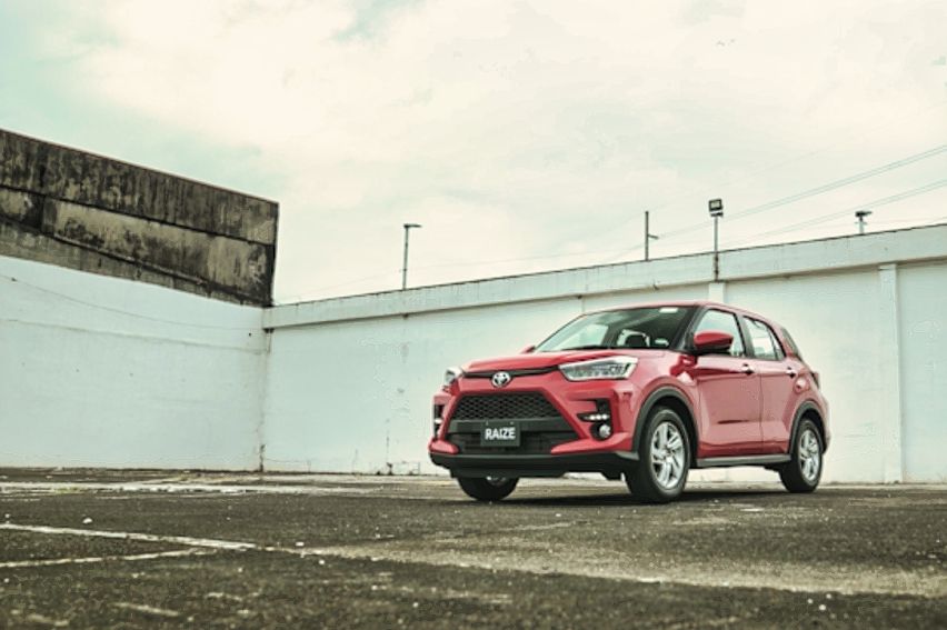 Toyota Raize Profile left wide
