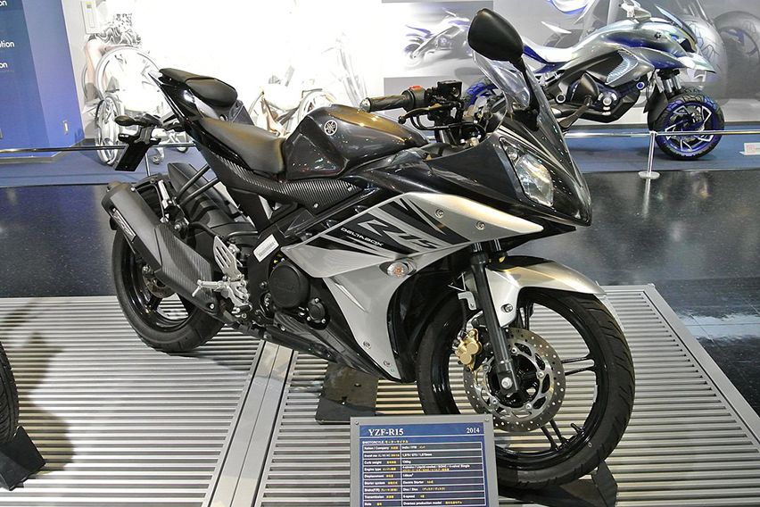 Yamaha R15 2017