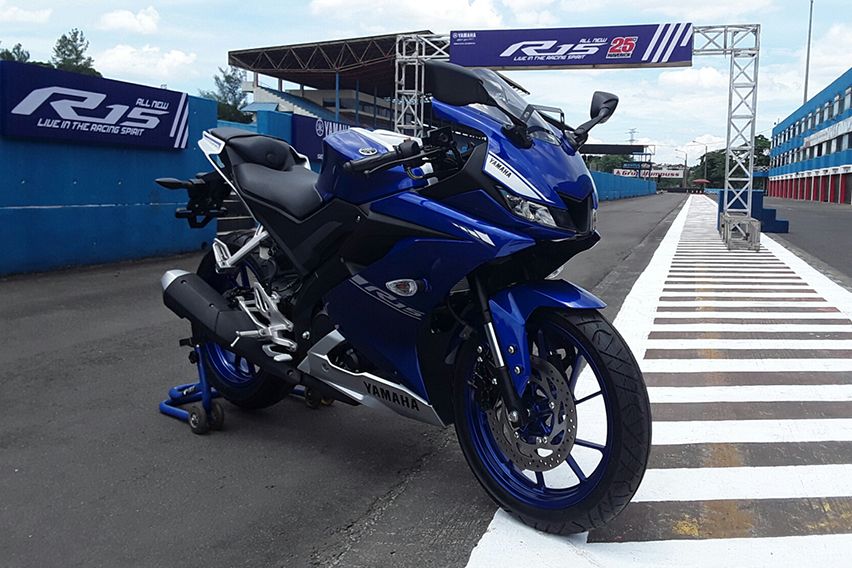 Yamaha R15 2017