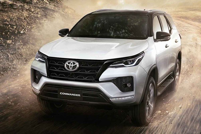 Toyota Fortuner Commander