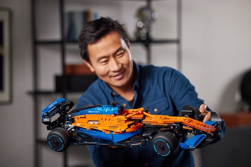 Lego Technic 2022 McLaren Formula 1 Race Car 