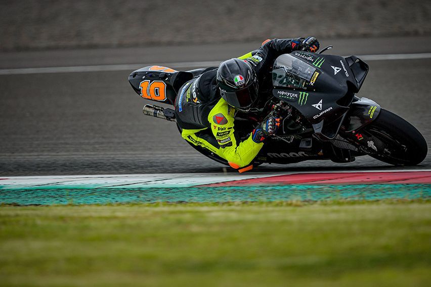 Valentino Rossi's brother is the fastest in the second day of the Mandalika MotoGP Pre-season Test
