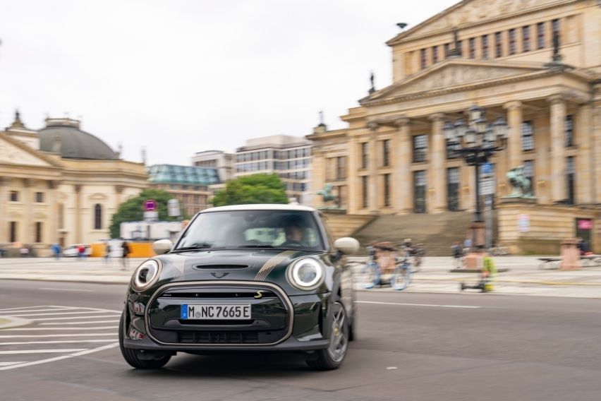 Mini Cooper SE Resolute Edition