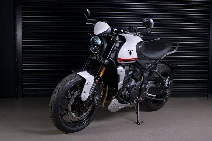 2022 triumph trident 660