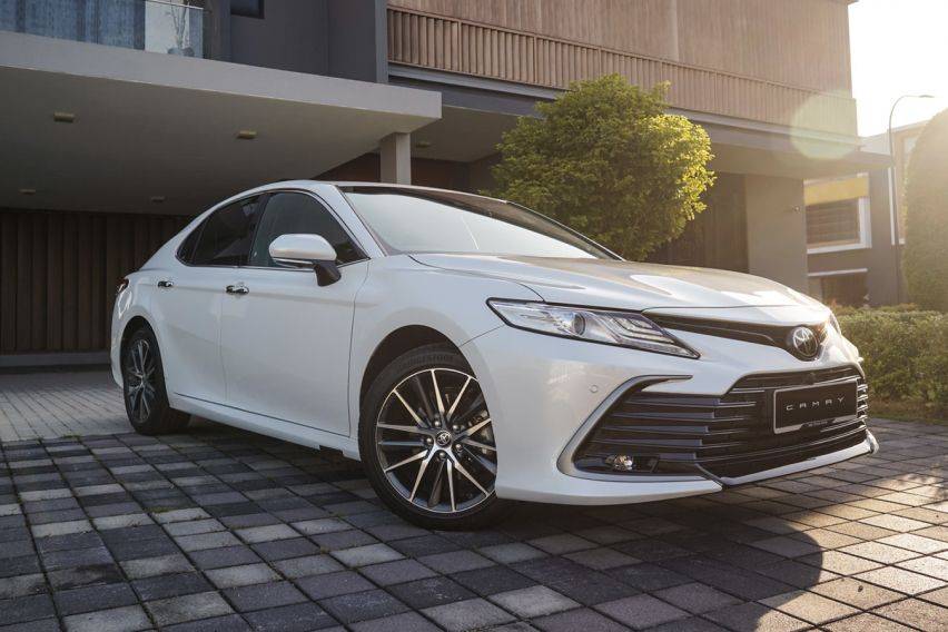 2022 Toyota Camry launched in Malaysia with a more powerful engine