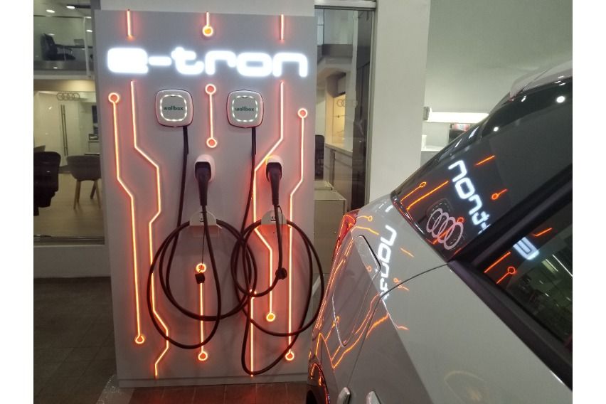 Audi e-tron