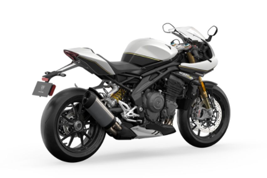 new Speed Triple RR images