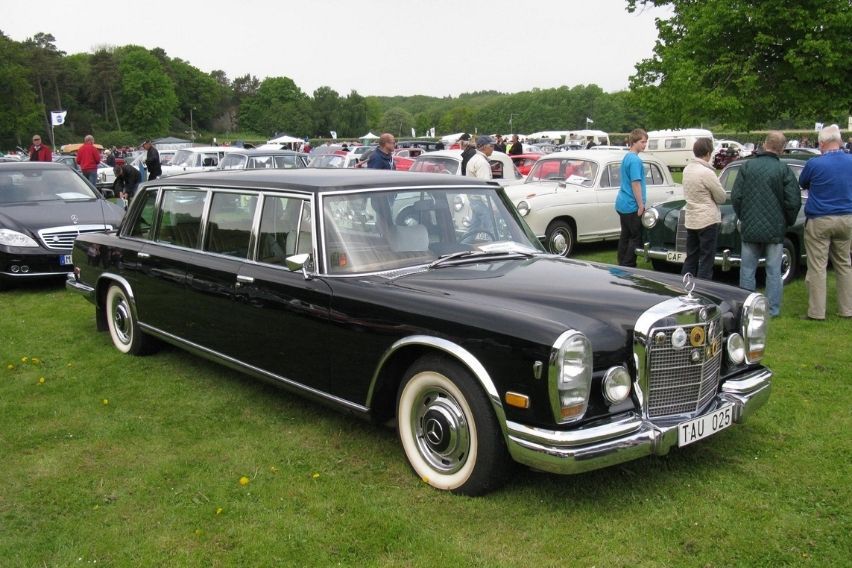 Mercedes-Benz 600 LWB Pullman