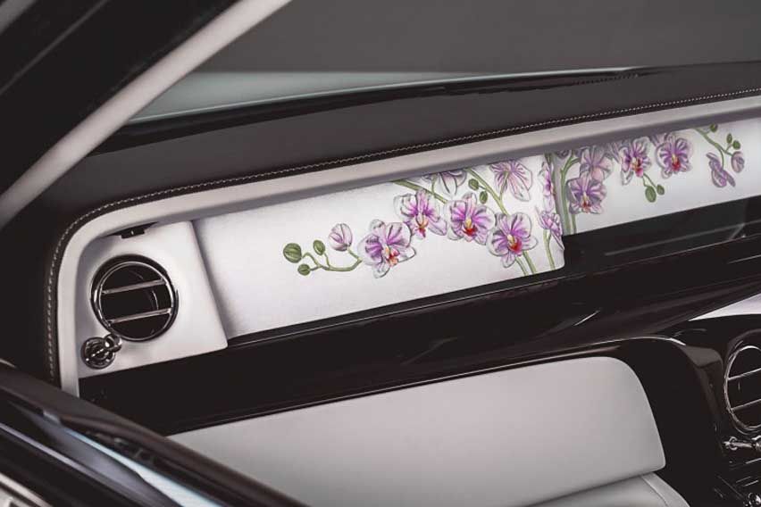 One-off Rolls-Royce Phantom Orchid details