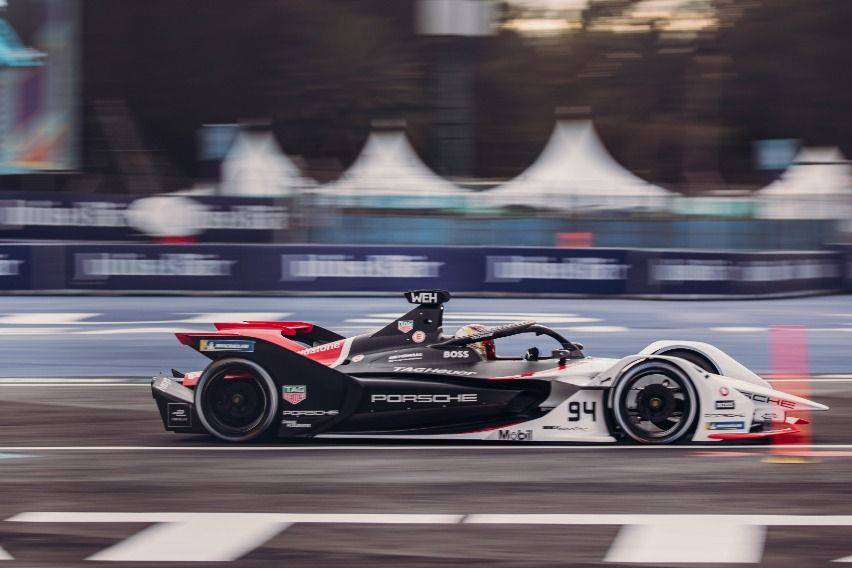 Porsche clinches 1-2 finish in Mexico Formula E race 