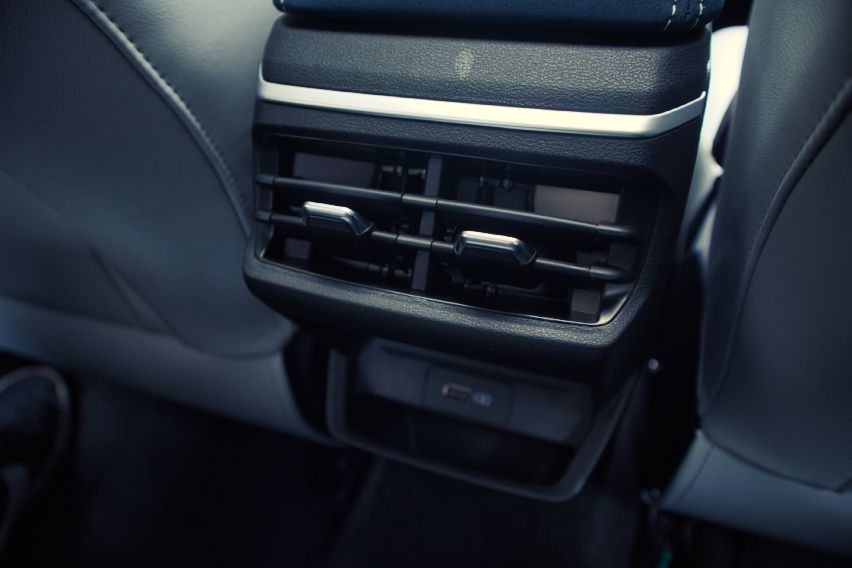 Geely Emgrand Rear AC Vent