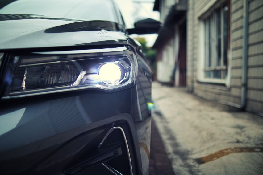 Geely Emgrand headlamps straight