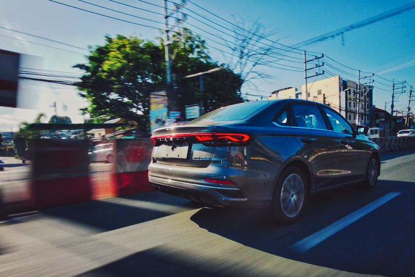 Geely Emgrand On the road rear electric