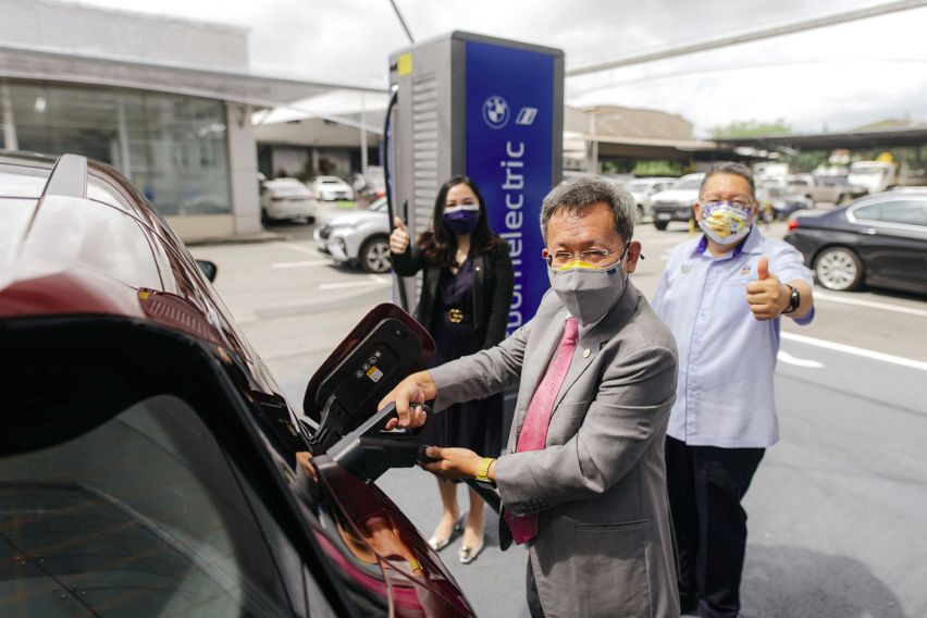 BMW i Charging DC fast charging