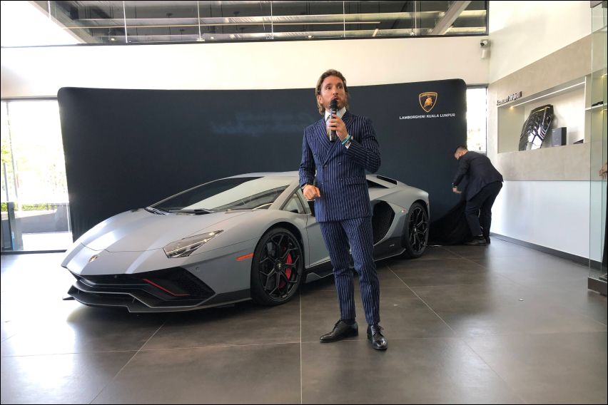 Lamborghini Aventador LP780-4 Ultimae details