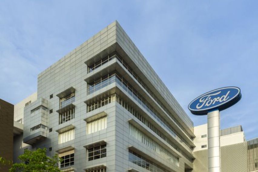 SDAC Ara Damansara won award for ‘Best Overall Ford Outlet’ 